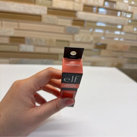 Any 3 for $25 | ELF Glow Reviver Lip Oil - Vibrant Red - Picture 2 of 3